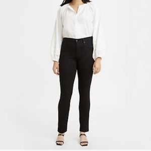 NWT Levi's 312 Black Jeans 28 (6)